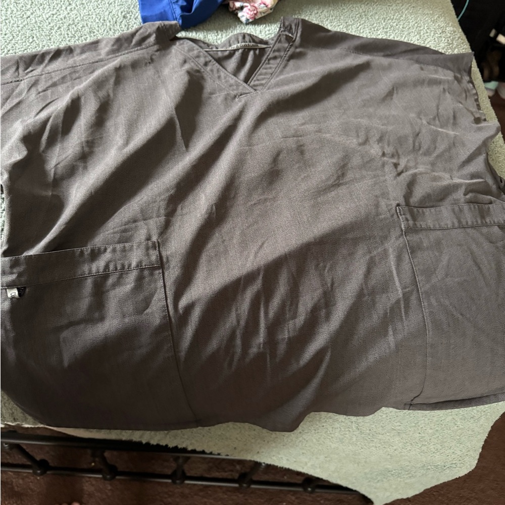 Gray V-Neck Scrub Top